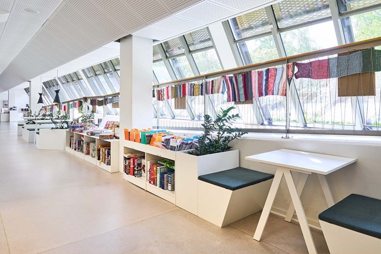 Ishøj Bibliotek, Danmark